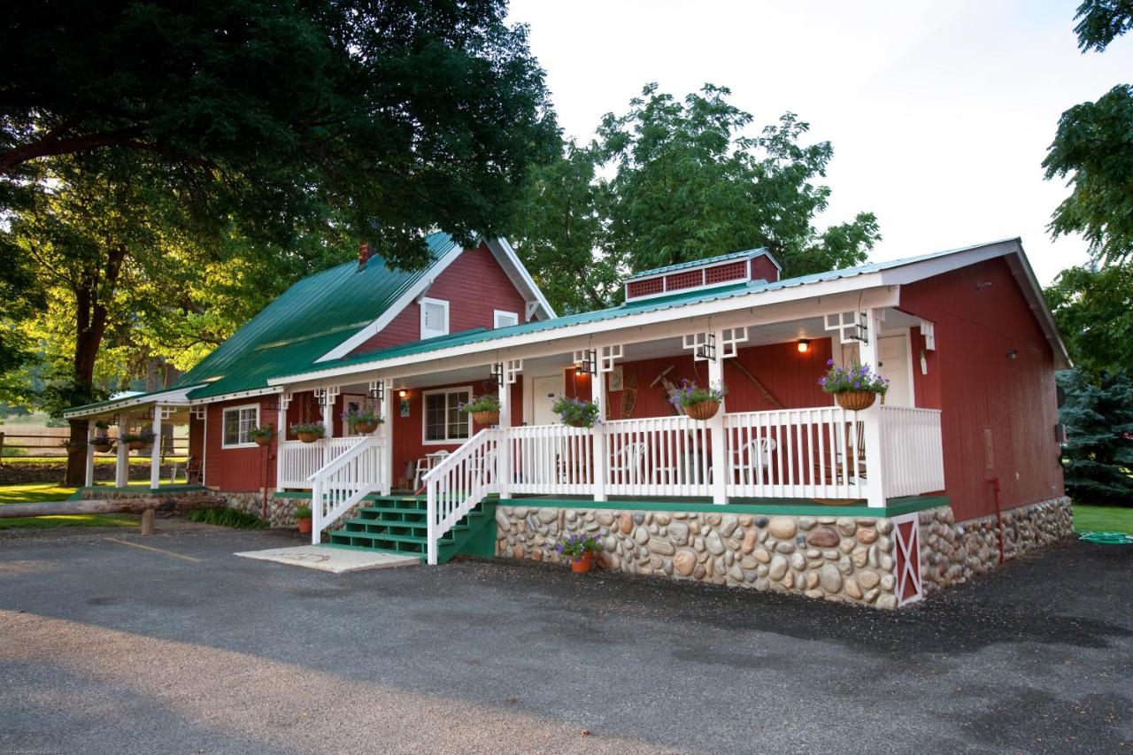  | Beaver Valley Lodge