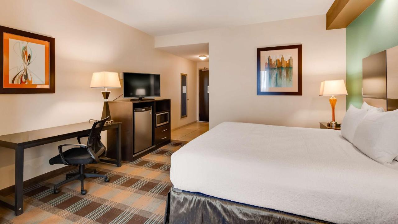 | Best Western Plus Atrium Inn & Suites