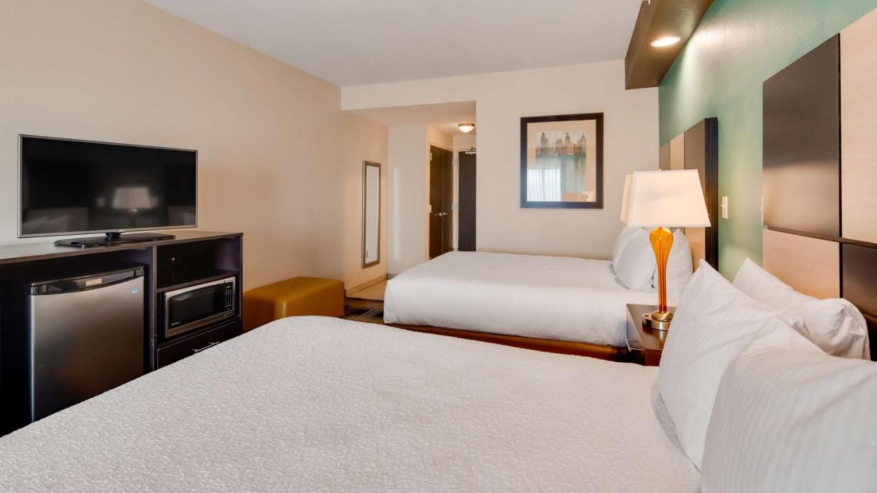 | Best Western Plus Atrium Inn & Suites