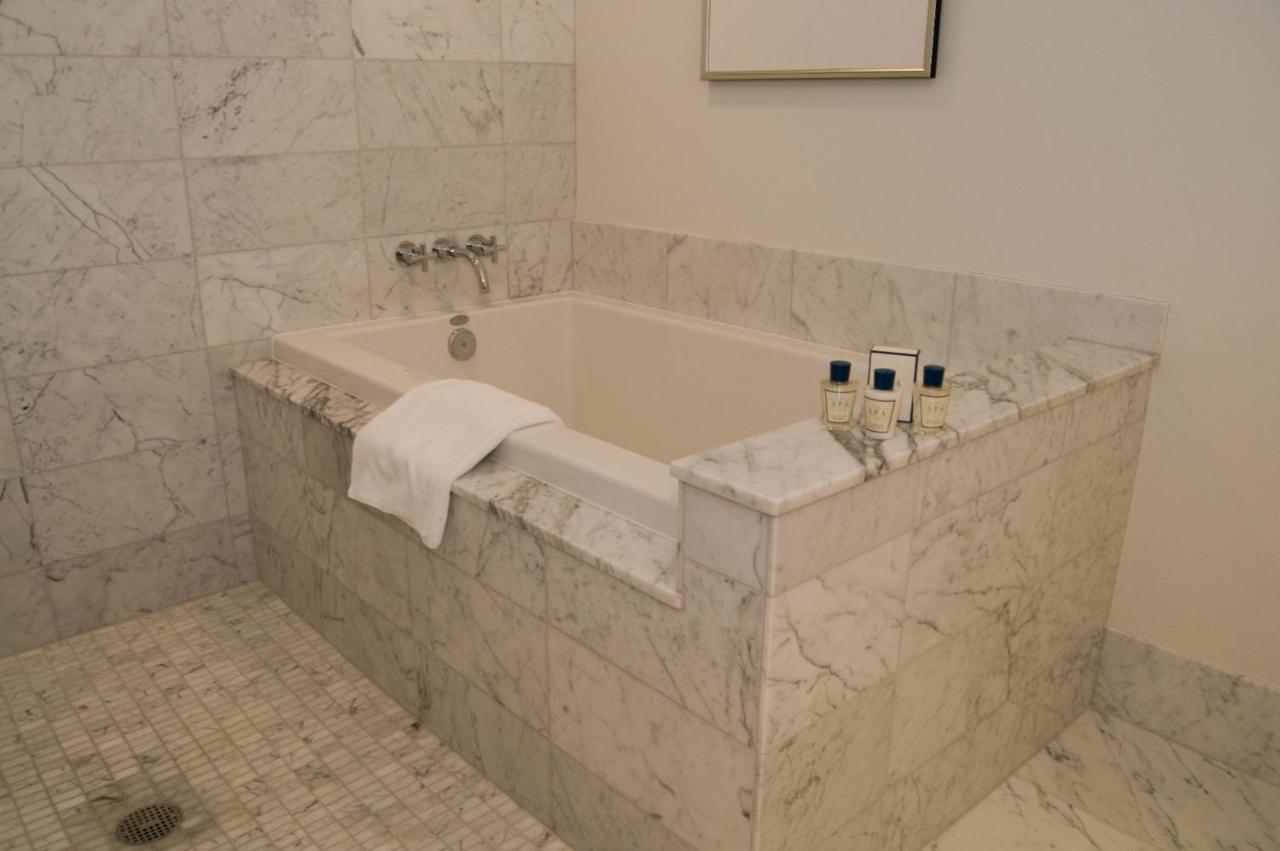 | Jet Luxury Private Residences in Waikiki