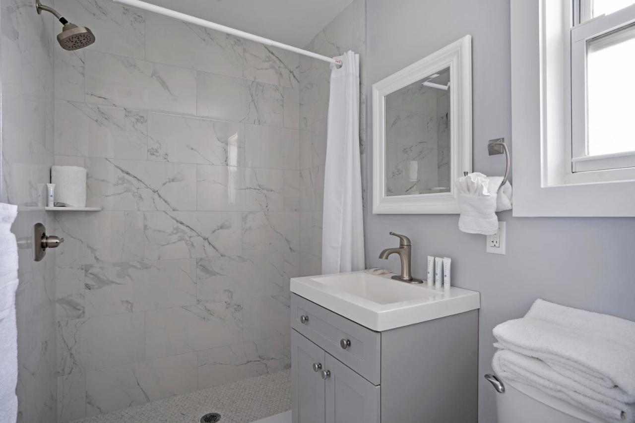  | A Wave Inn - Montauk