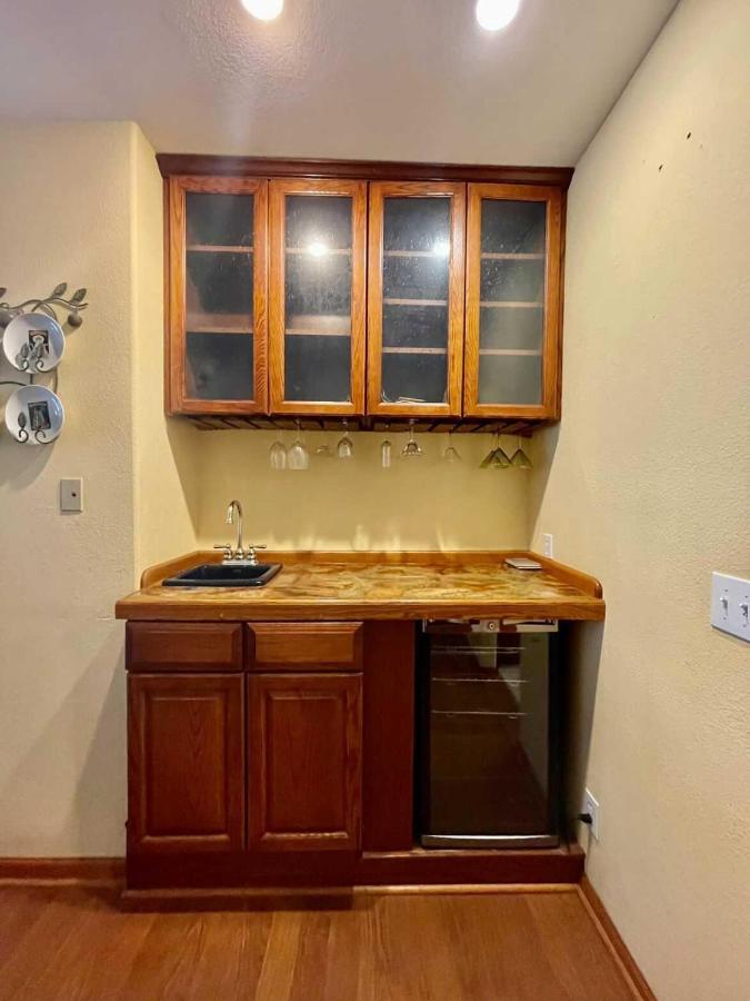 Two-Bedroom House at Geneva Hotel & Tiki Bar