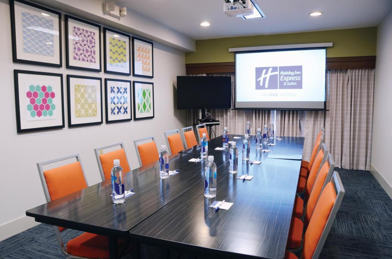 | Holiday Inn Express Hotel & Suites Mount Juliet - Nashville Area, an IHG Hotel