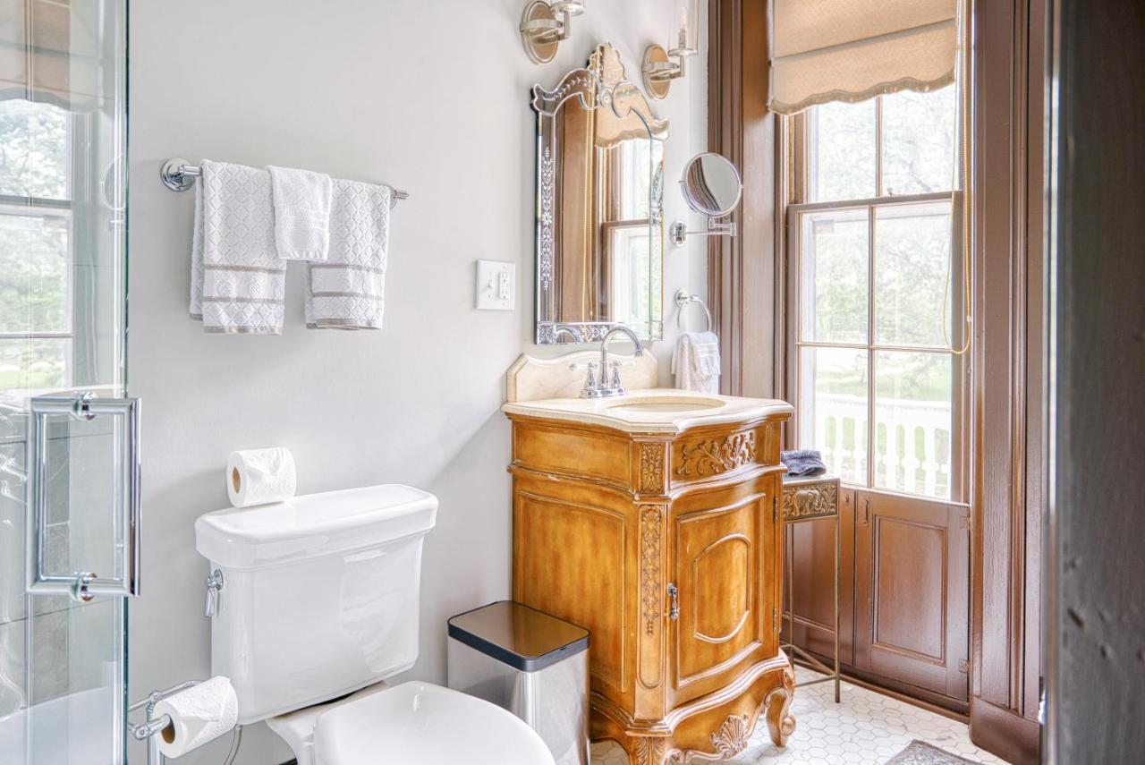  | Galena Inn formerly Victorian Mansion