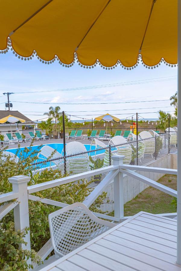 | RYE MOTOR INN - An Adults Only Apartment Hotel