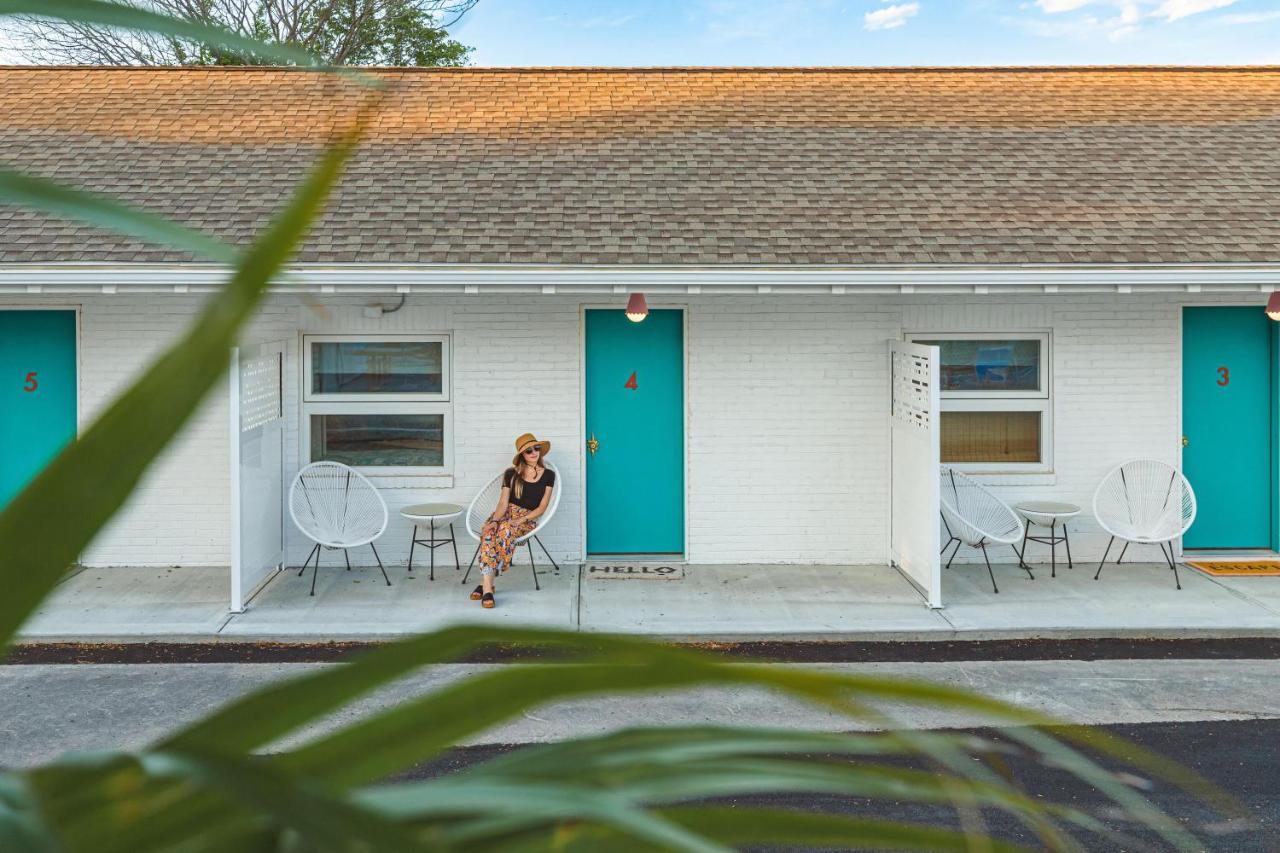 | RYE MOTOR INN - An Adults Only Apartment Hotel