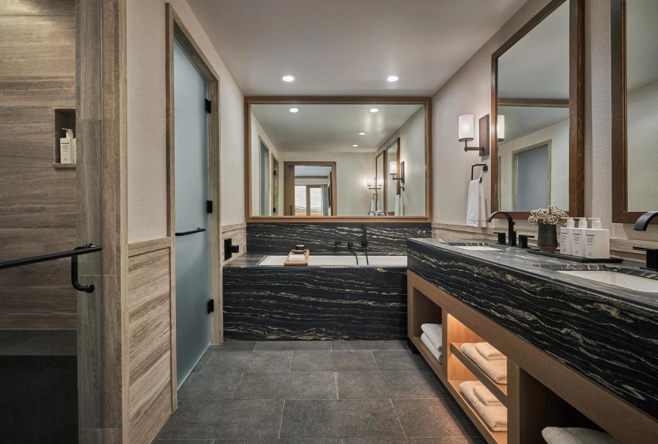 Deluxe Peak Studio at Montage Big Sky