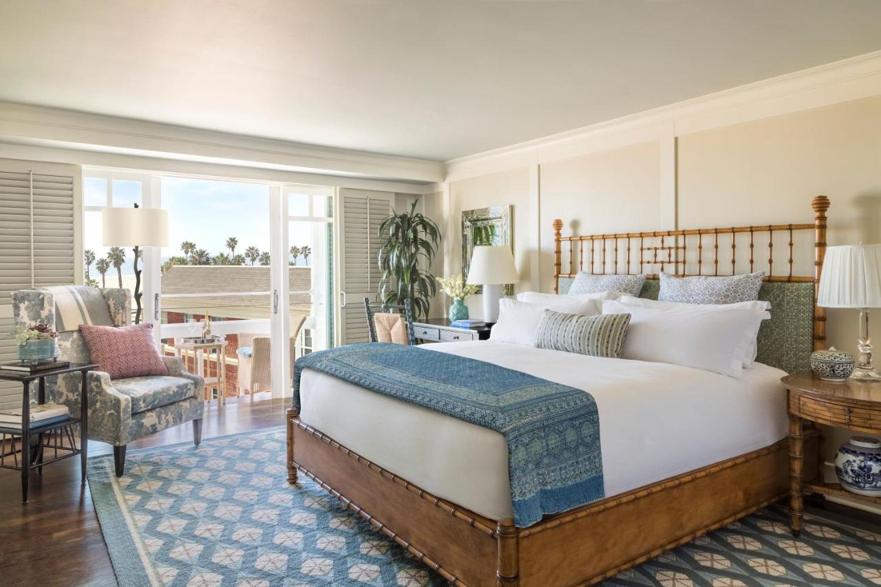 King Room with Partial Ocean View at Shutters on the Beach