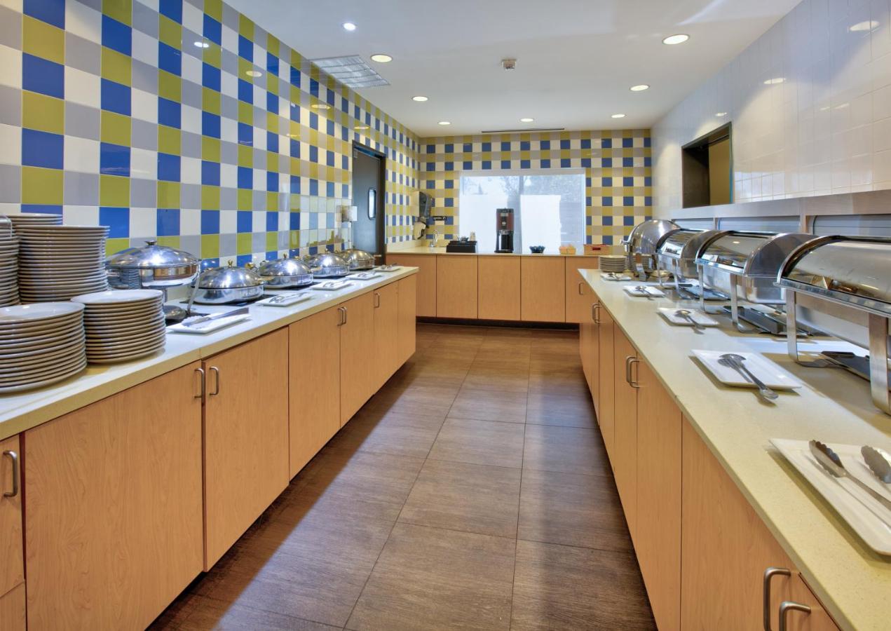 | Holiday Inn Dallas - Fort Worth Airport South, an IHG Hotel