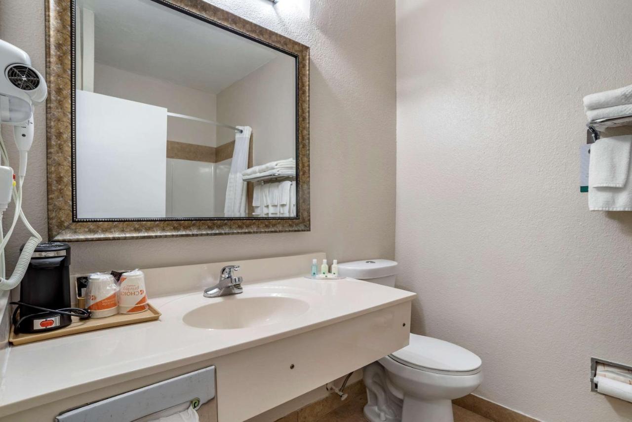 Double Room with Two Double Beds at Quality Inn Moultrie