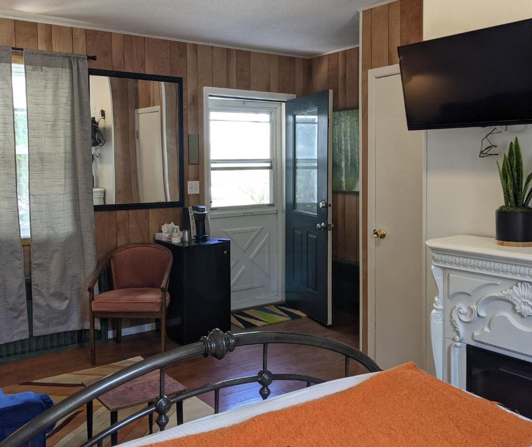 | Catskill Mountain Lodge