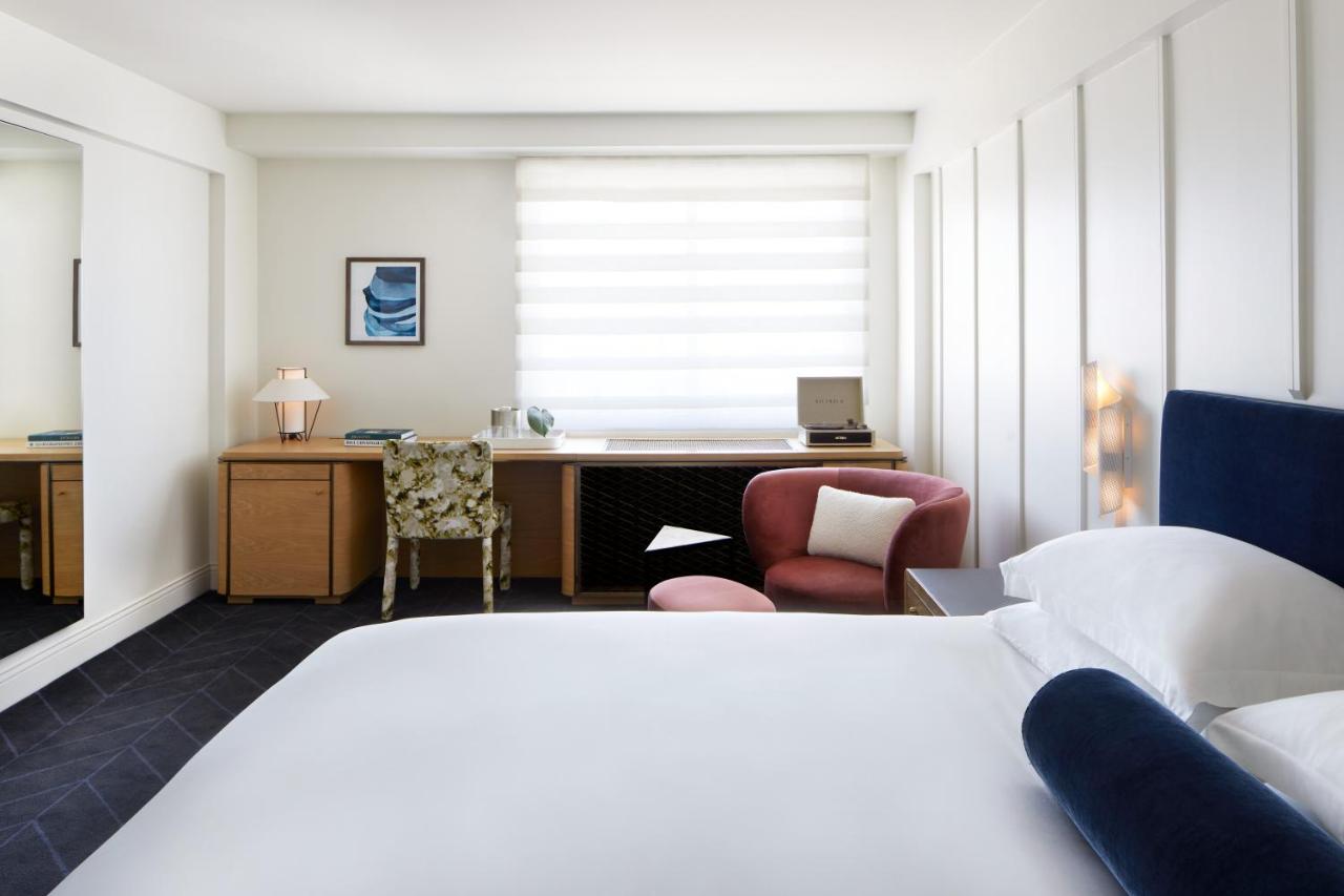 Premium King Room at Kimpton Alton Fisherman's Wharf by IHG