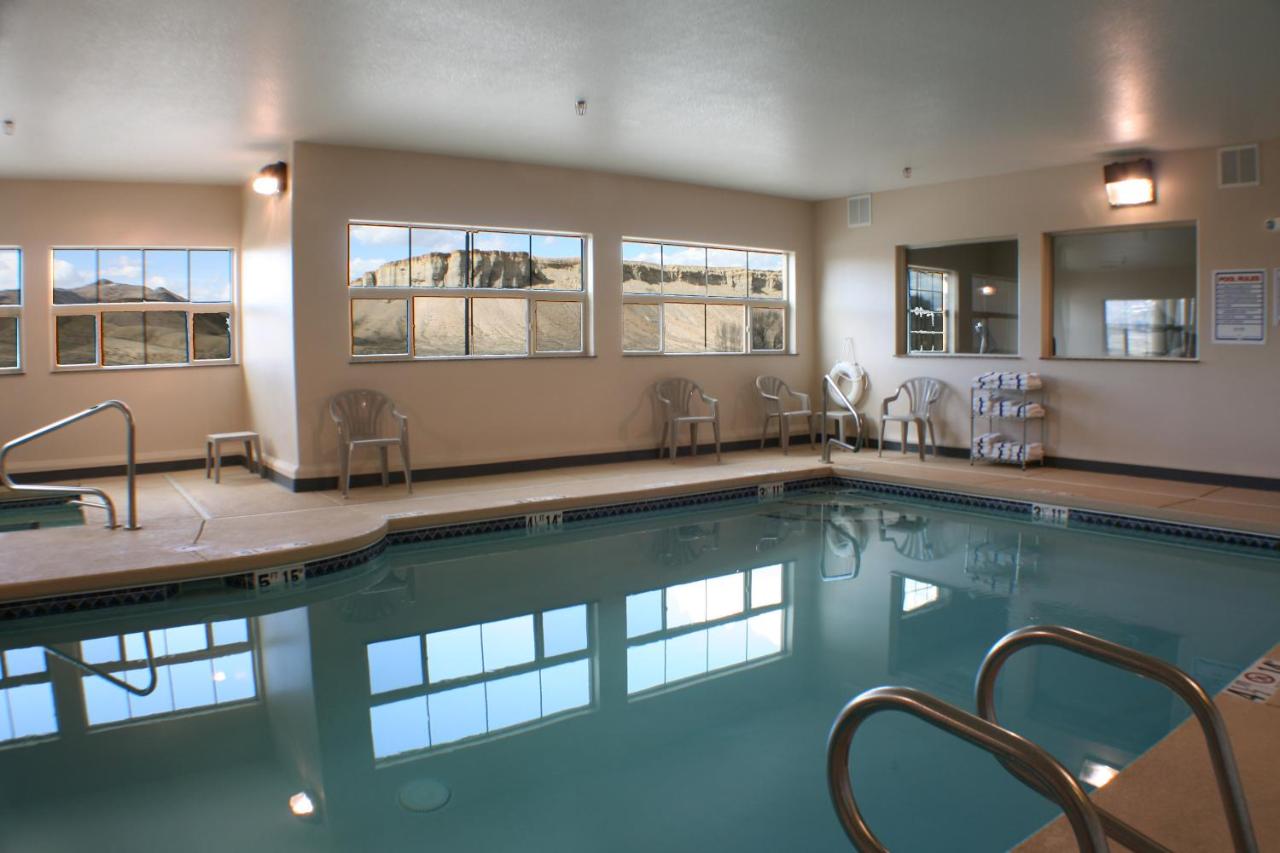 | Allington Inn & Suites Kremmling