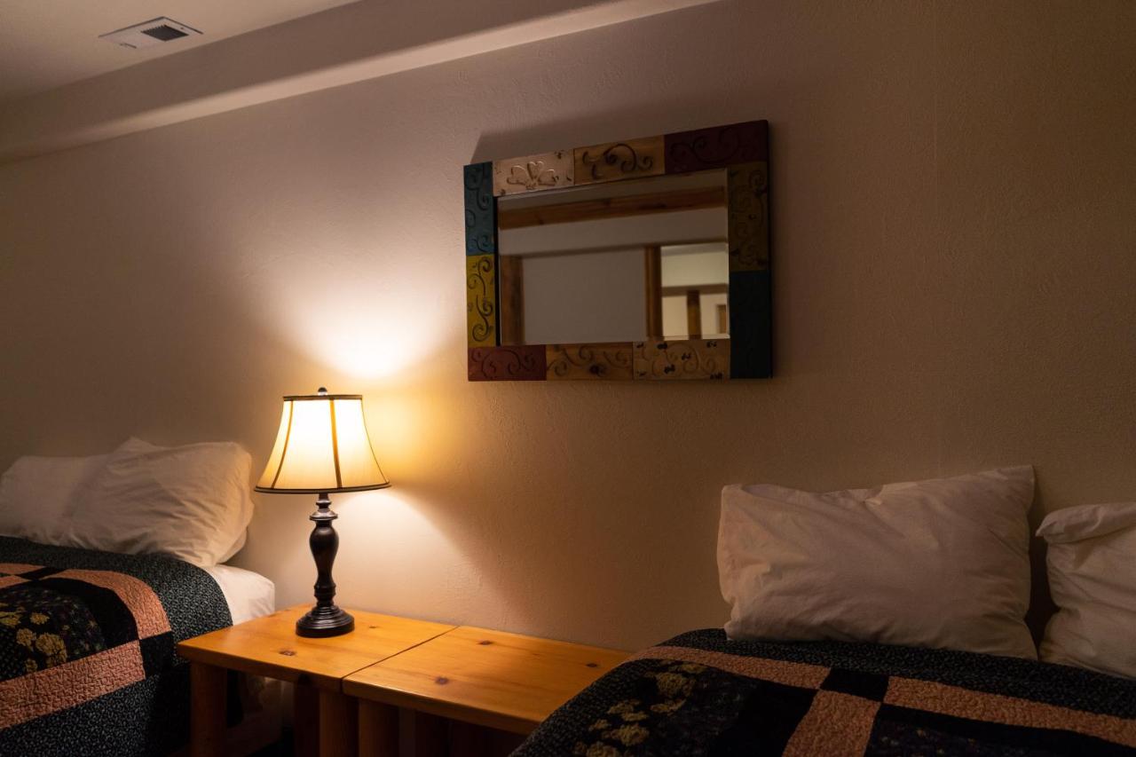  | Country Cabins Inn