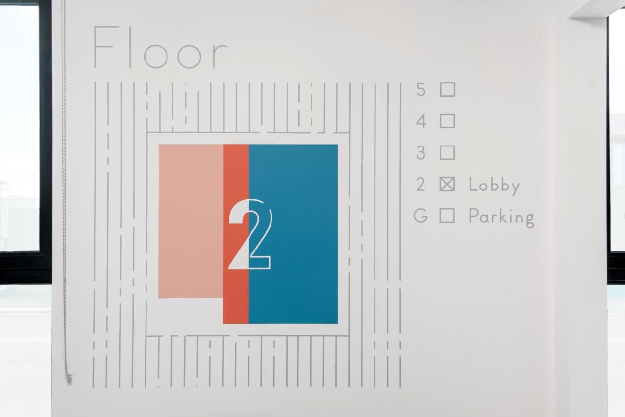  | The Metric - Los Angeles Downtown