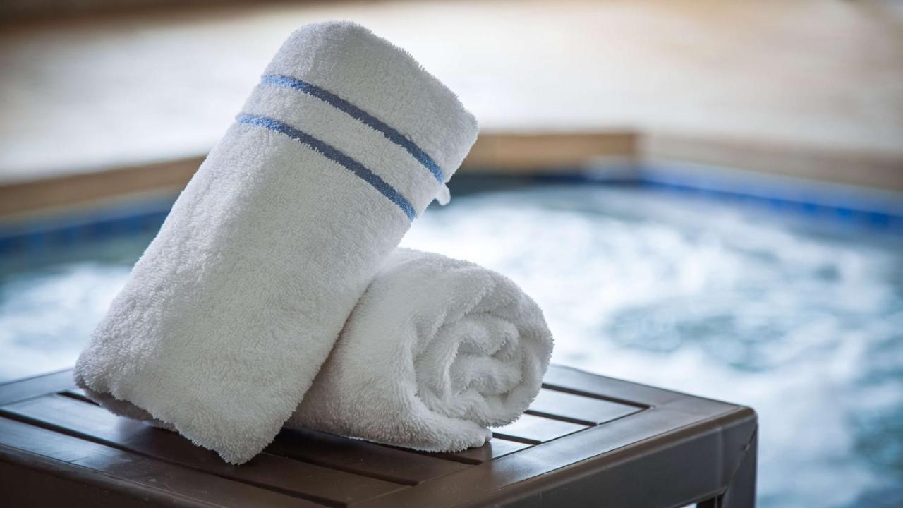 | Best Western Plus Wausau/Rothschild Hotel
