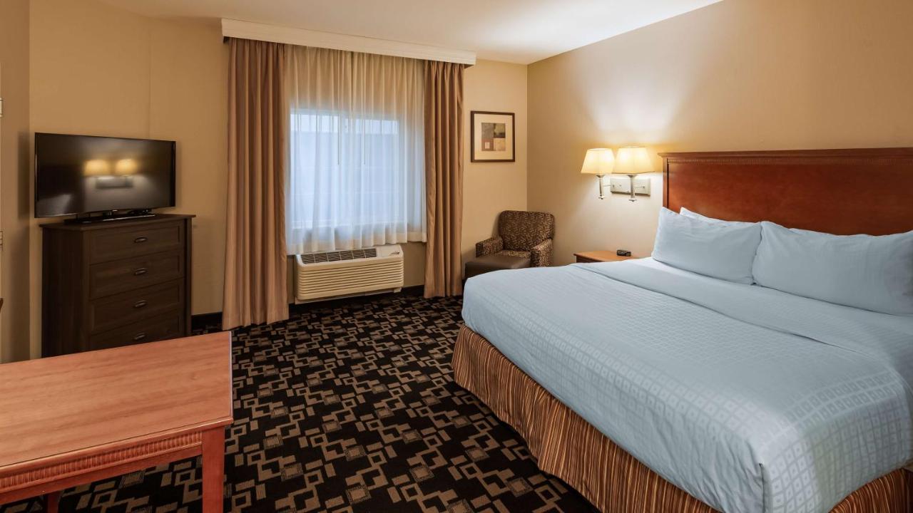 | Best Western Plus Wausau/Rothschild Hotel