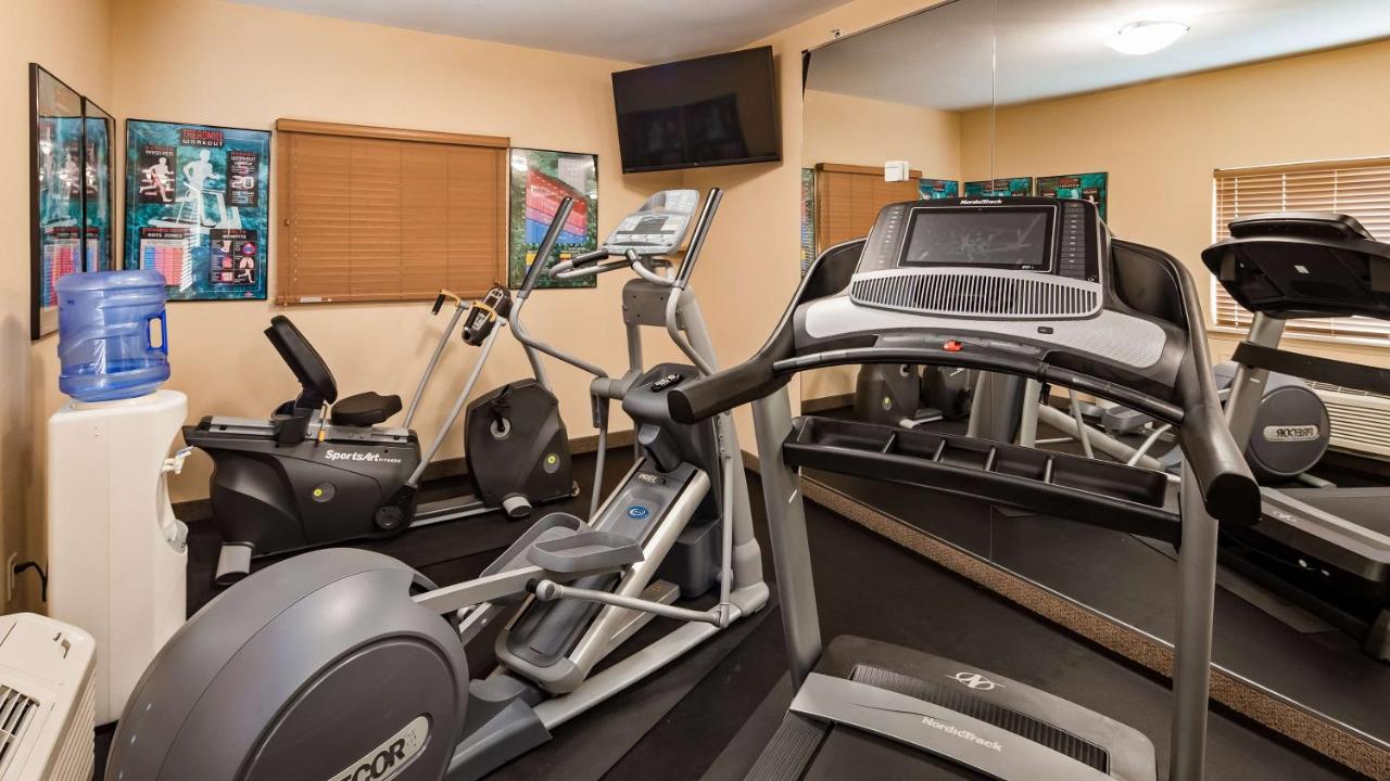 | Best Western Plus Wausau/Rothschild Hotel