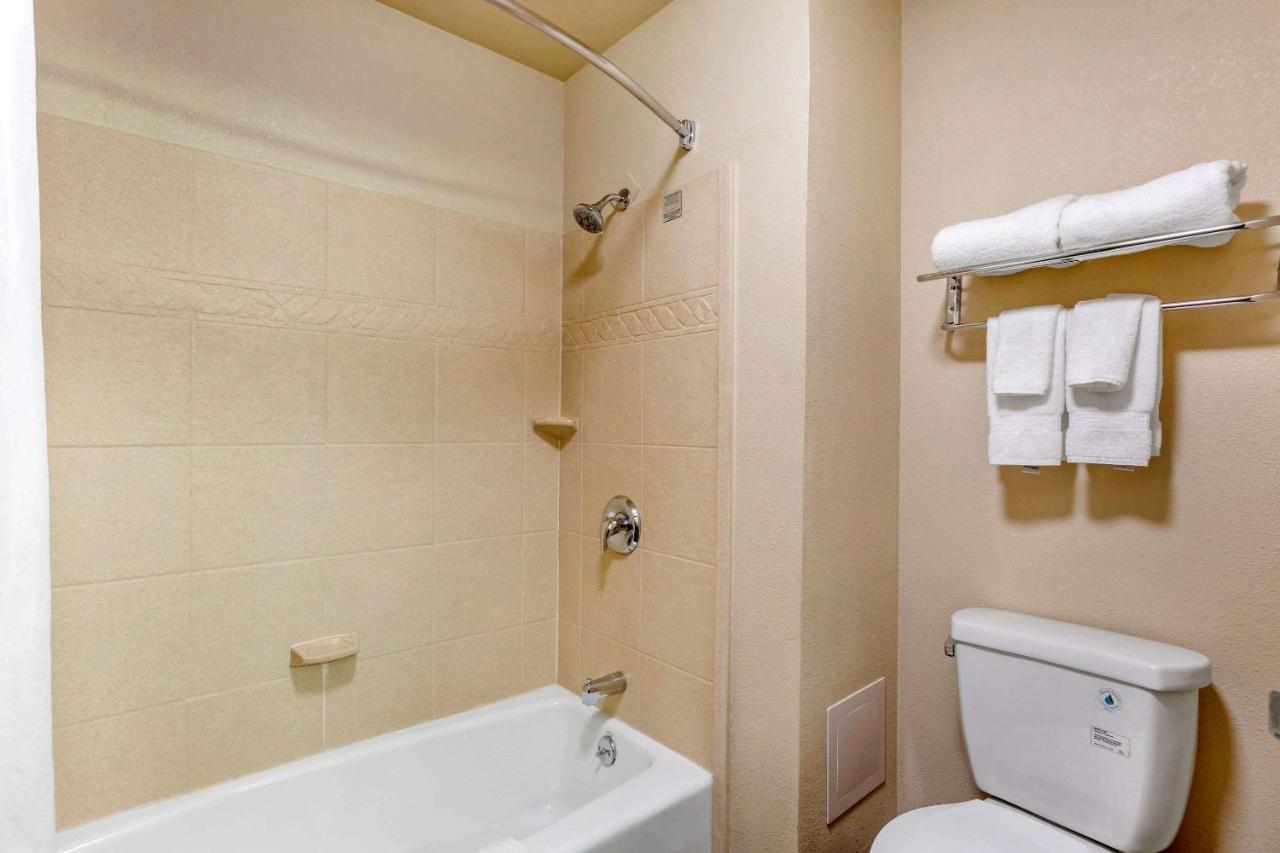 Standard King Room - Non-Smoking at Comfort Inn Payson
