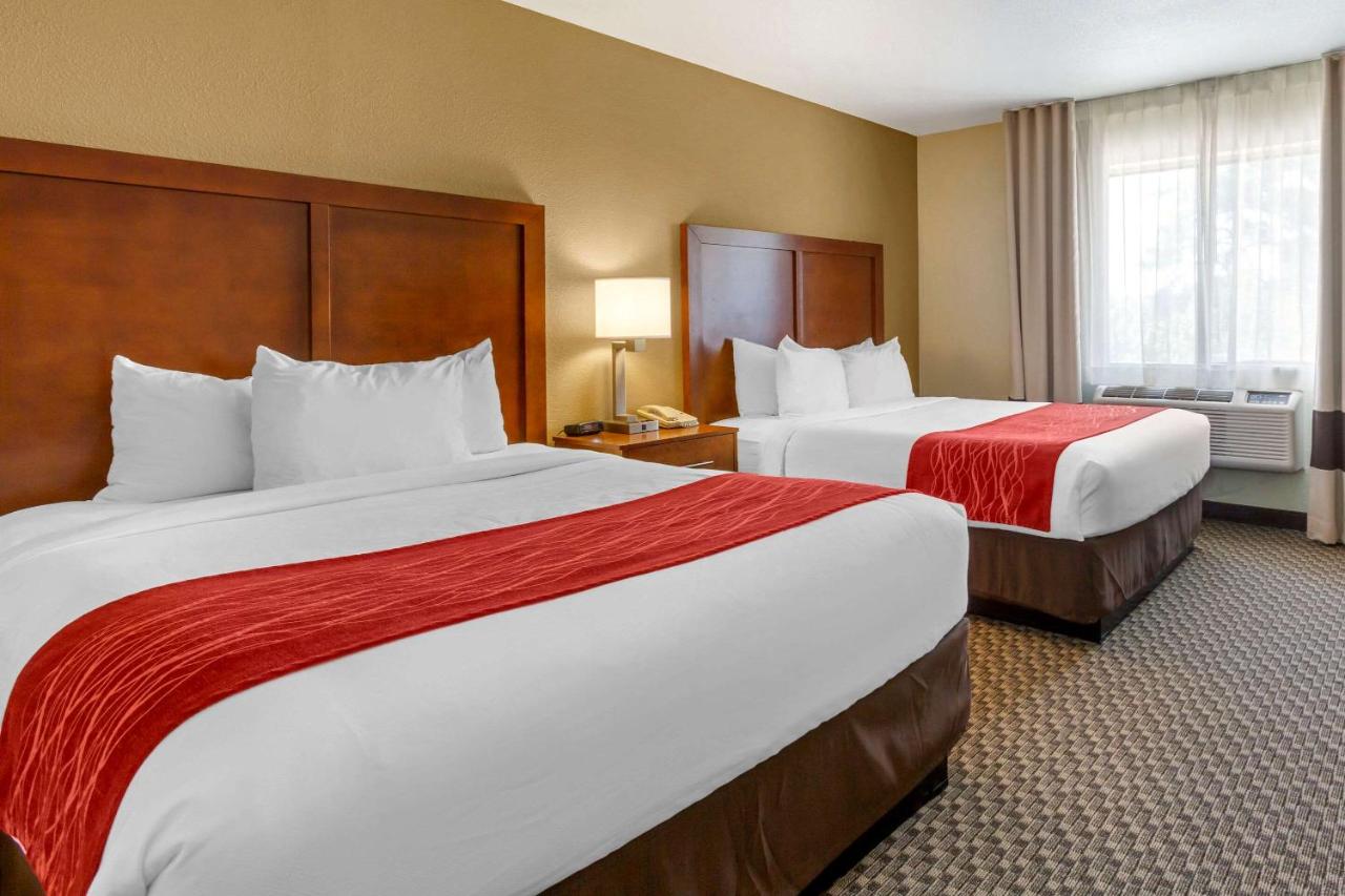 Queen Suite with Two Queen Beds and Jacuzzi - Non-Smoking at Comfort Inn Payson