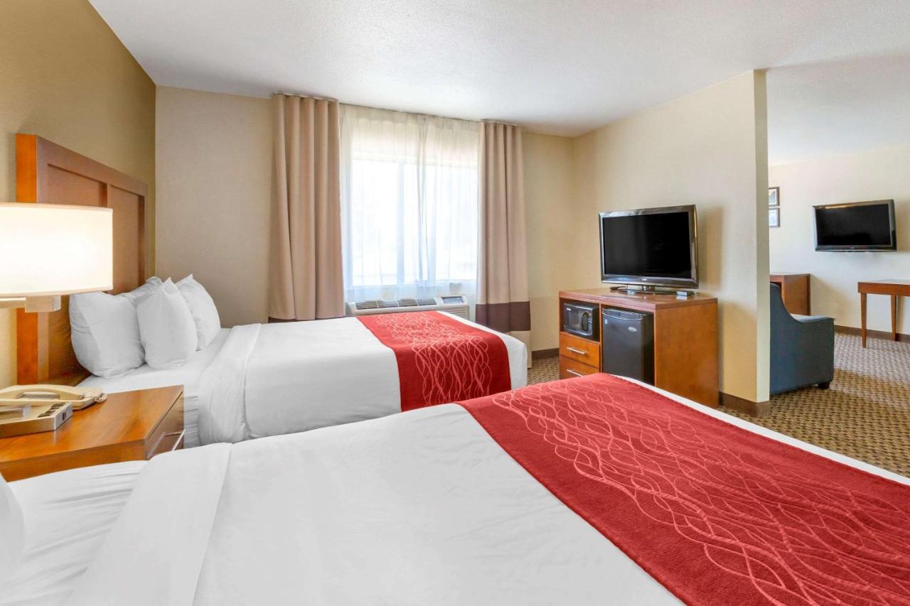 Queen Suite with Two Queen Beds and Jacuzzi - Non-Smoking at Comfort Inn Payson