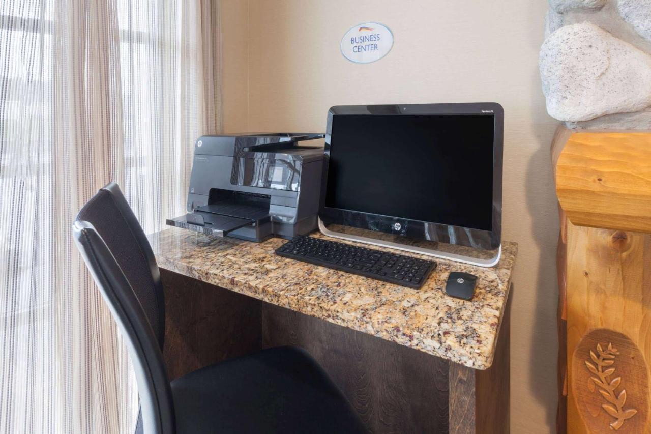  | Baymont by Wyndham St. Ignace Lakefront