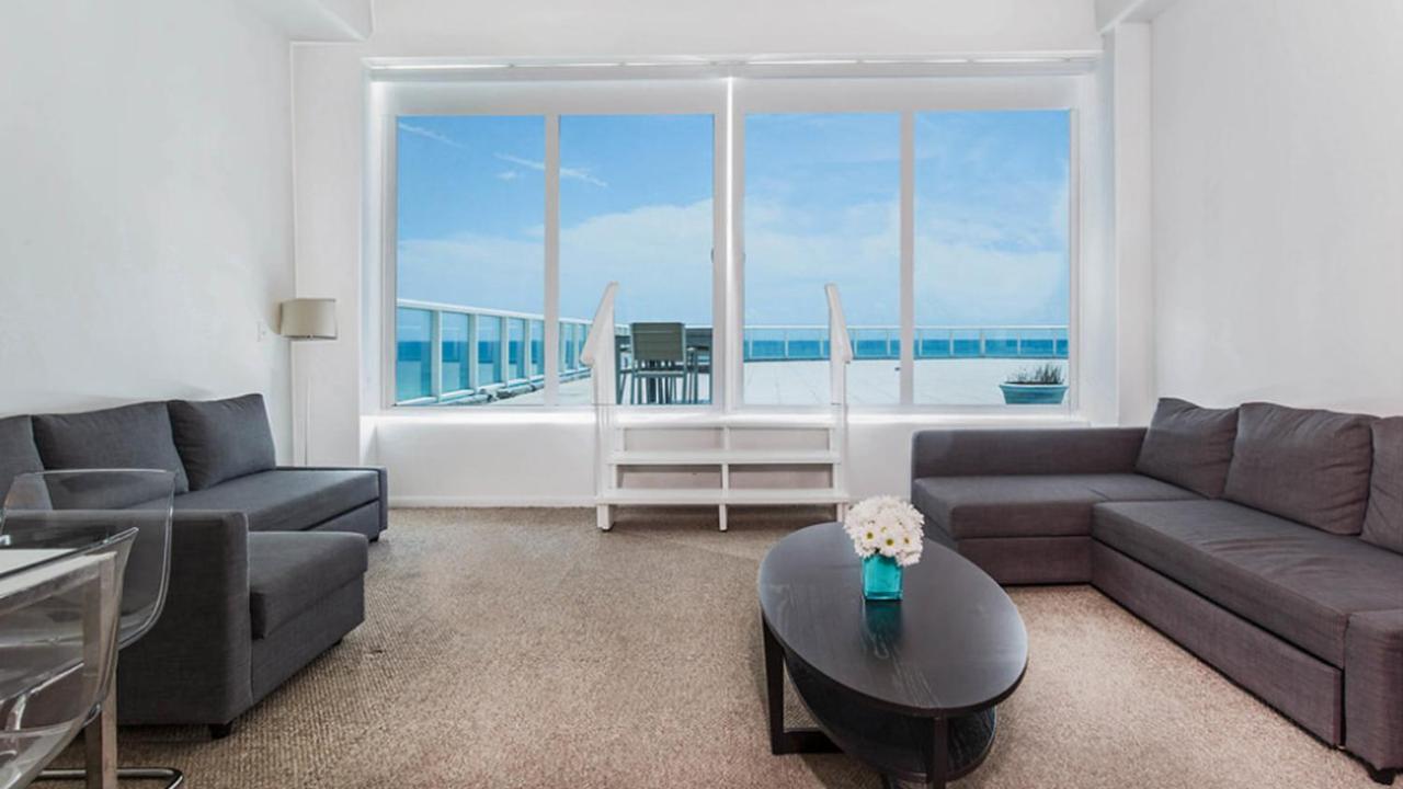 Duplex Ocean View with Balcony at New Point Miami Beach Apartments