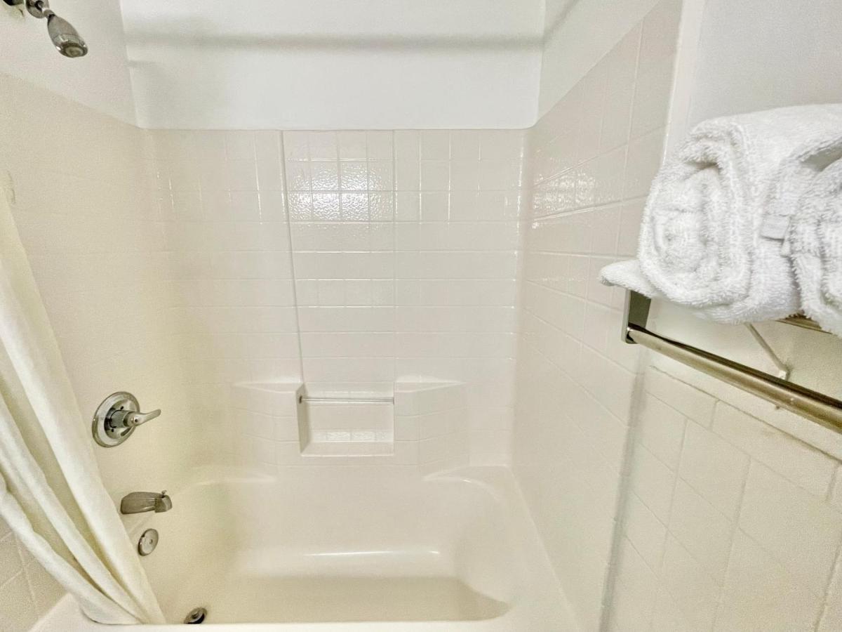 | FairBridge Inn & Suites Cleburne