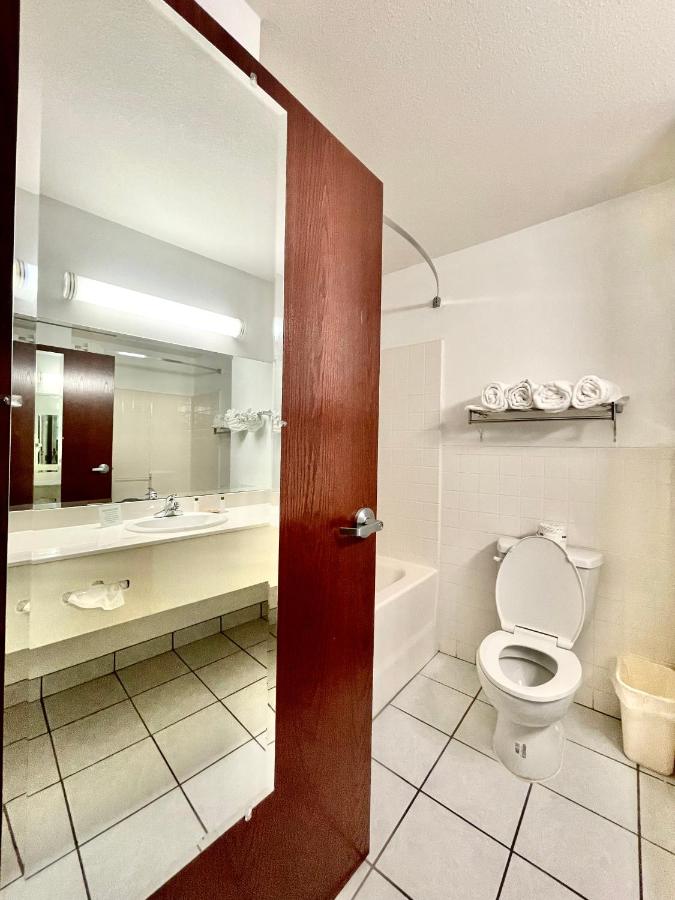 | FairBridge Inn & Suites Cleburne
