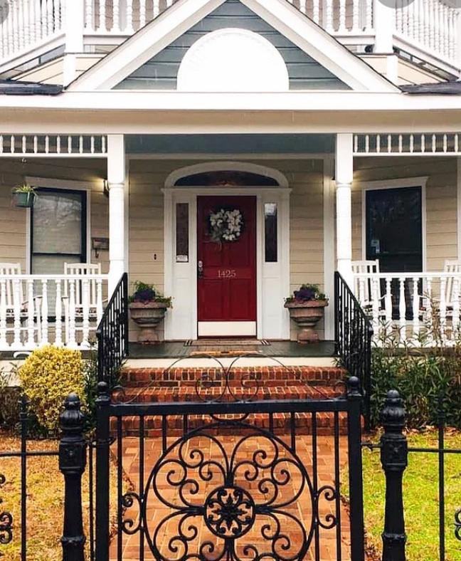 | The 1425 Inn
