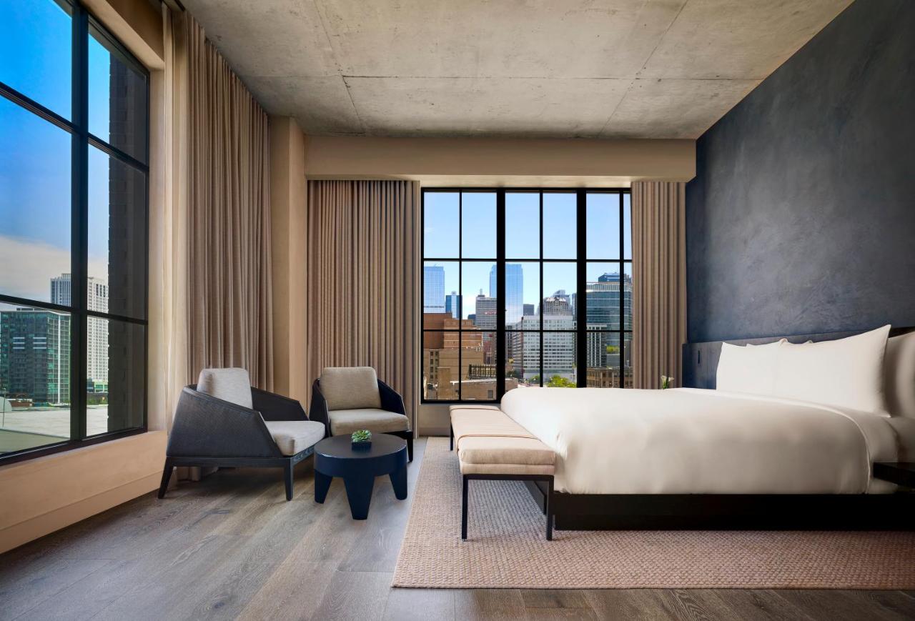 Zen Deluxe Suite at Nobu Hotel Chicago