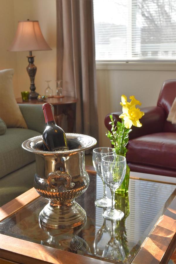 | Warm Springs Inn & Winery