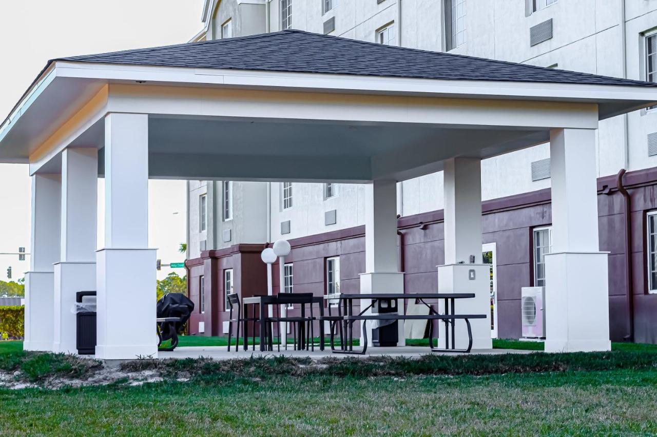 | Candlewood Suites Melbourne-Viera, an IHG Hotel