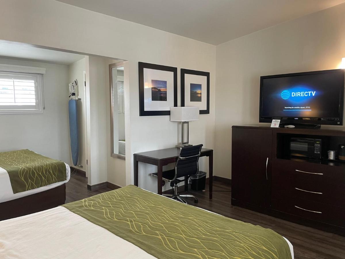 | Hi View Inn & Suites