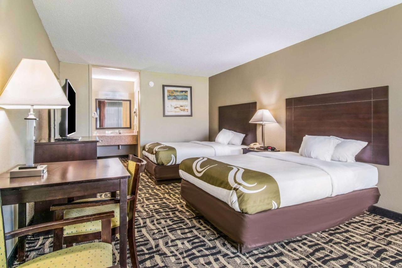 | Quality Inn & Suites York