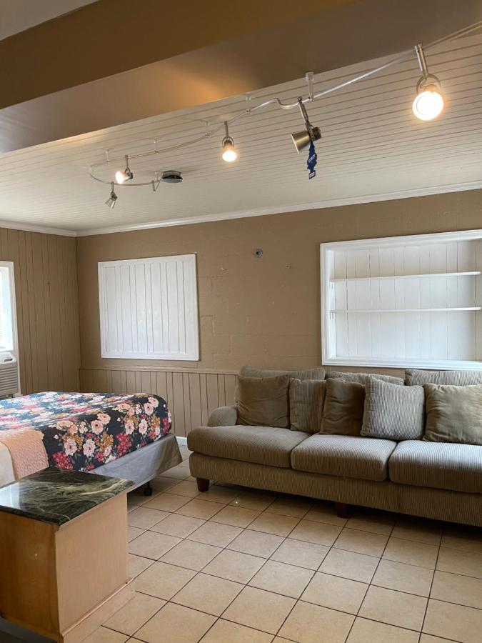  | Motel Safreen