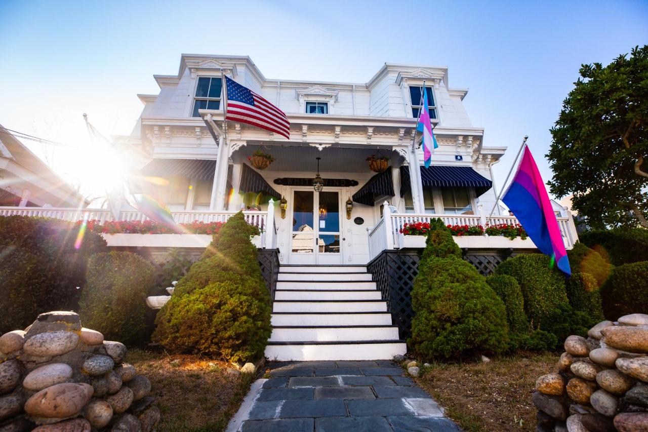 | Brasswood Inn