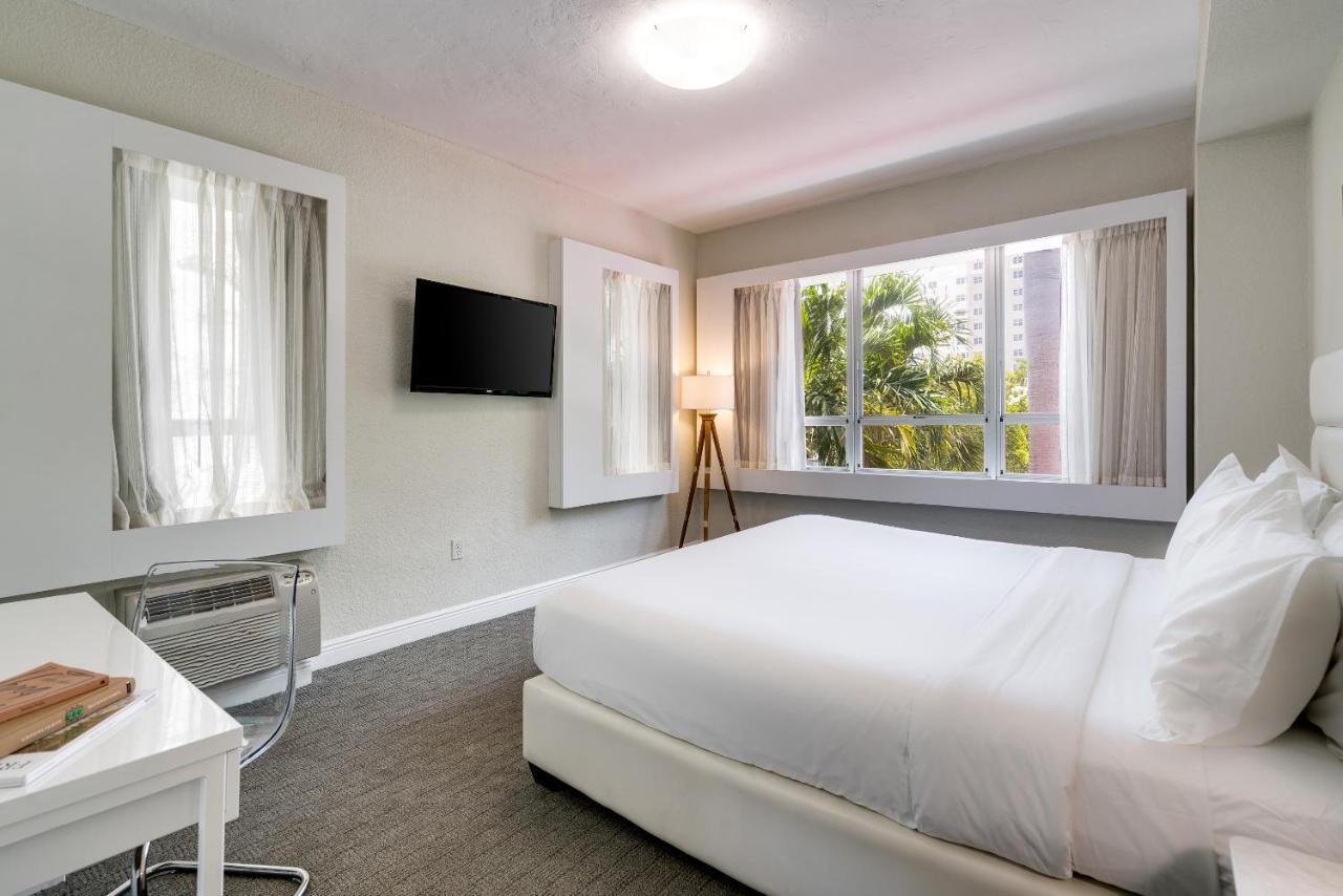 Standard King at Crest Hotel Suites