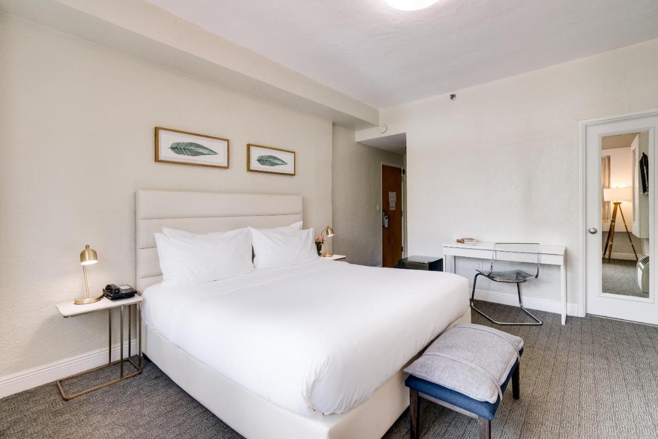 Standard King at Crest Hotel Suites