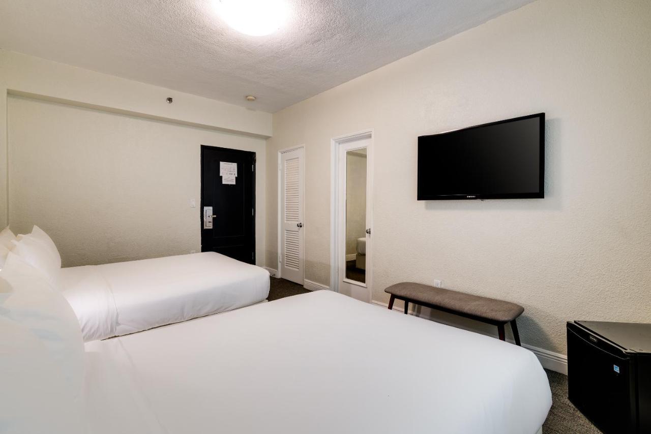 Standard Double Room with Two Double Beds at Crest Hotel Suites