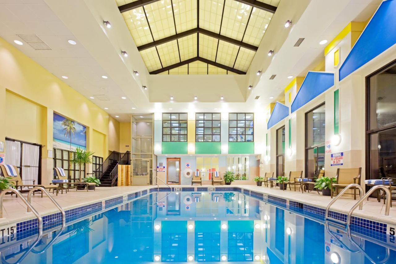  | Crowne Plaza Englewood, an IHG Hotel