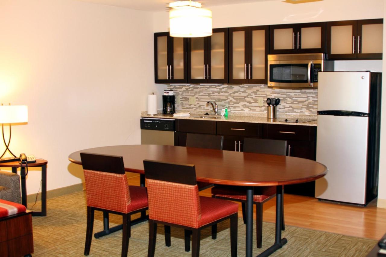 | Staybridge Suites Syracuse Liverpool, an IHG Hotel