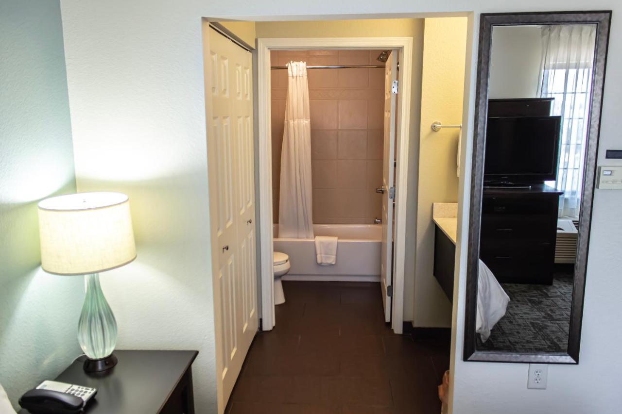 Queen Studio at Staybridge Suites Minot, an IHG Hotel
