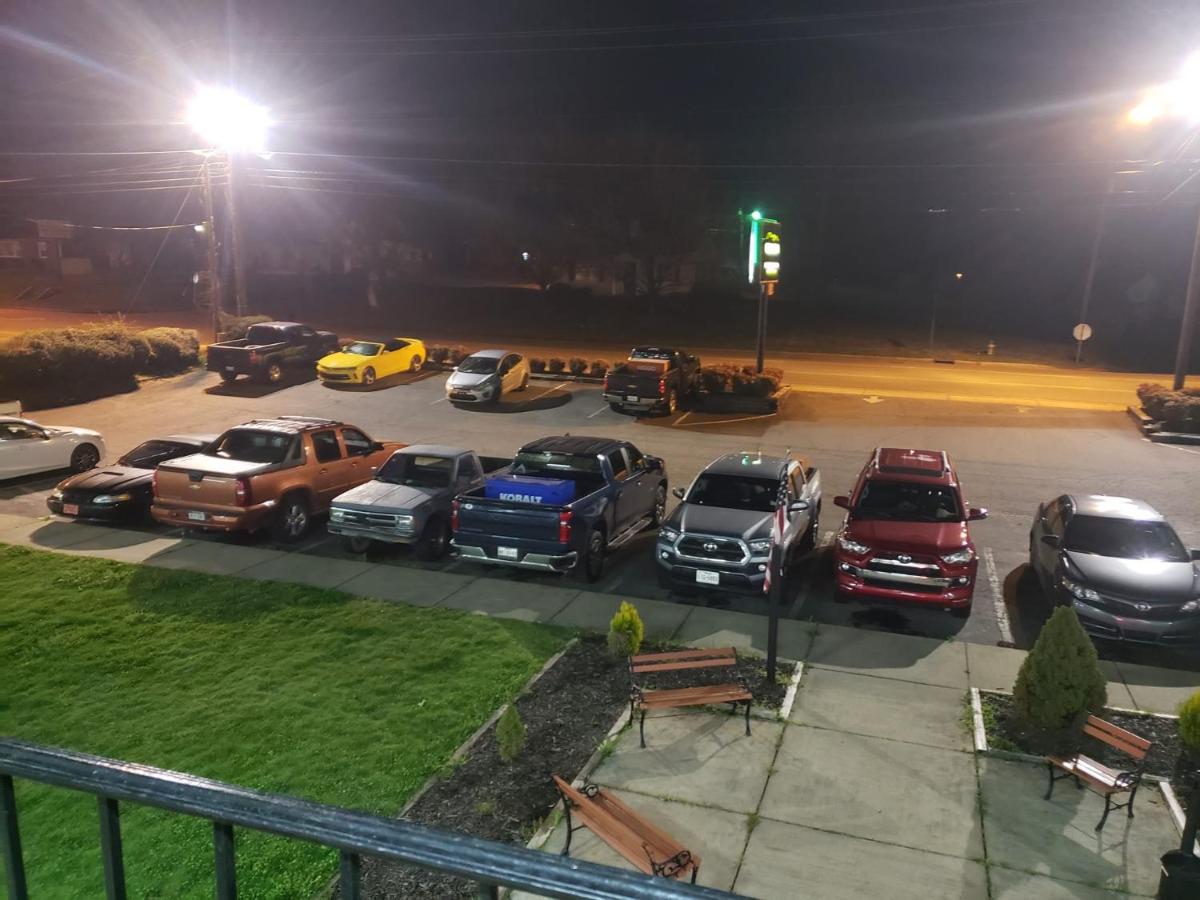 | Elk Inn Motel