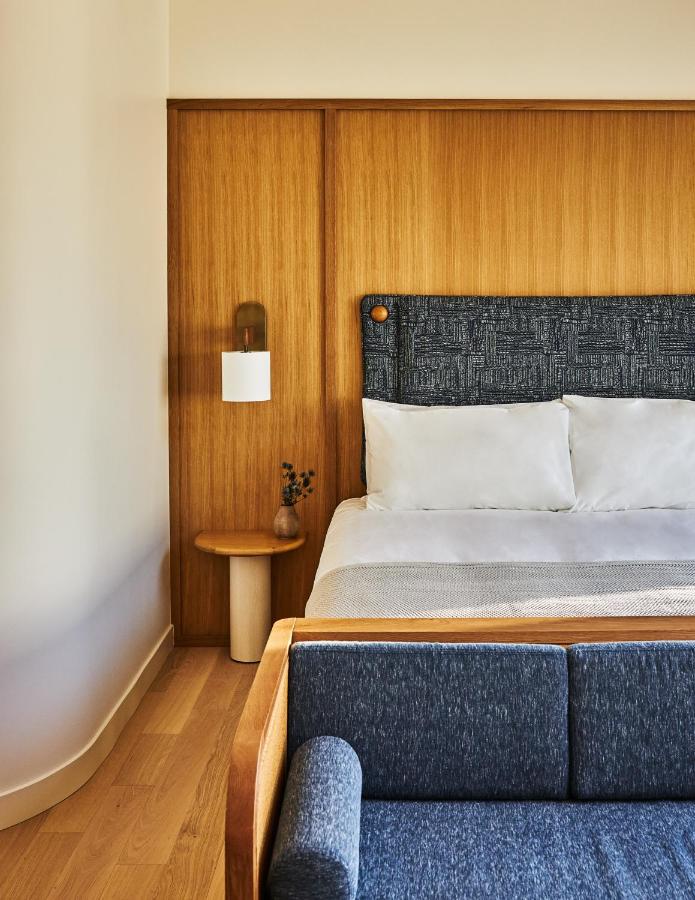 King Studio with Sofa Bed at Alsace LA
