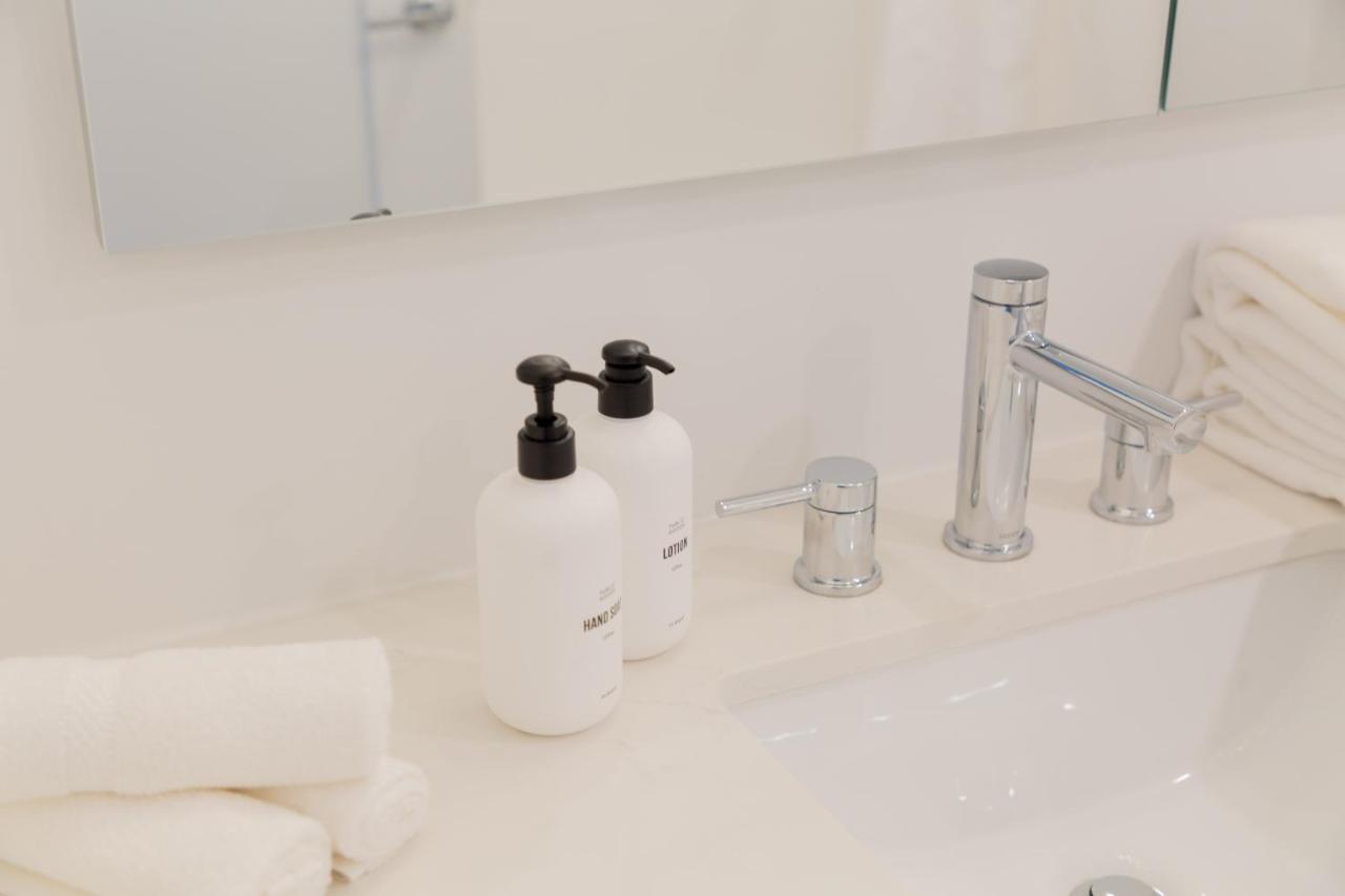 | WhyHotel by Placemakr, Union Market