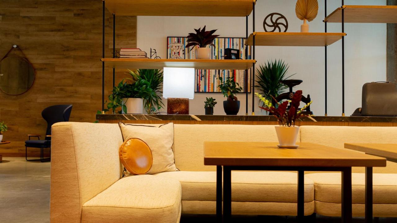| WhyHotel by Placemakr, Union Market