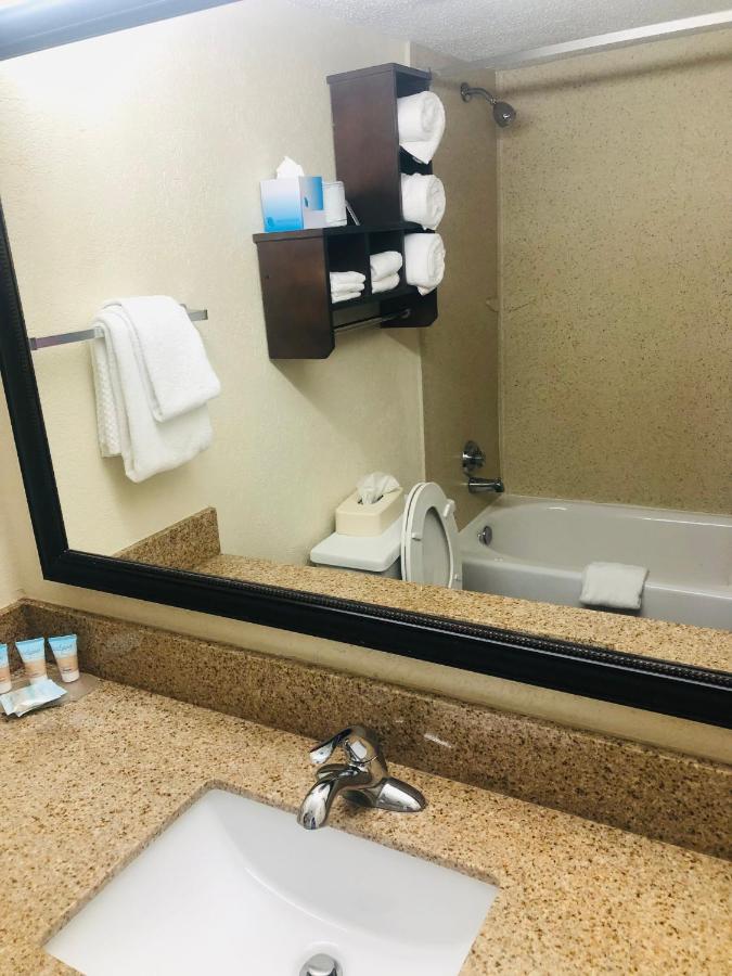 | Quail Inn and Suites - Myrtle Beach