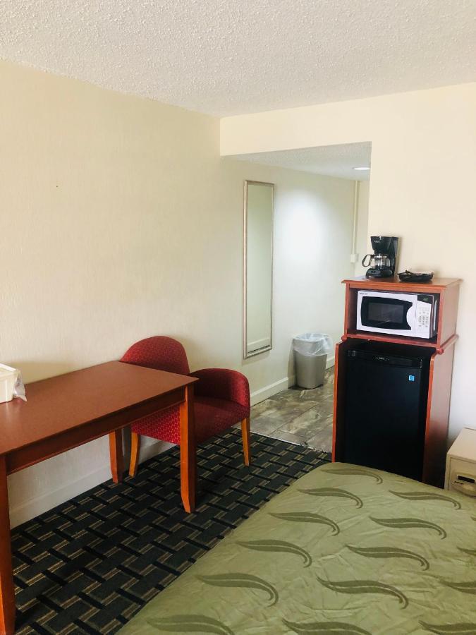 | Quail Inn and Suites - Myrtle Beach