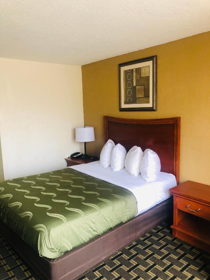 | Quail Inn and Suites - Myrtle Beach